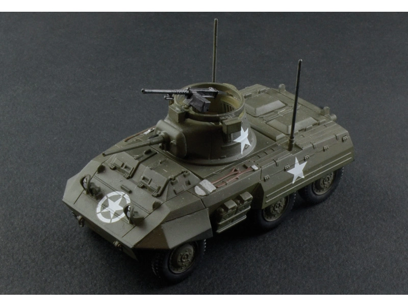 Italeri Wargames – tank M8/M20 (1:56)
