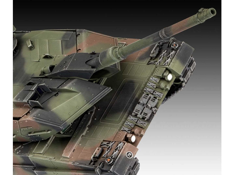 Revell Leopard 2 A6/A6NL (1:35) (súprava)