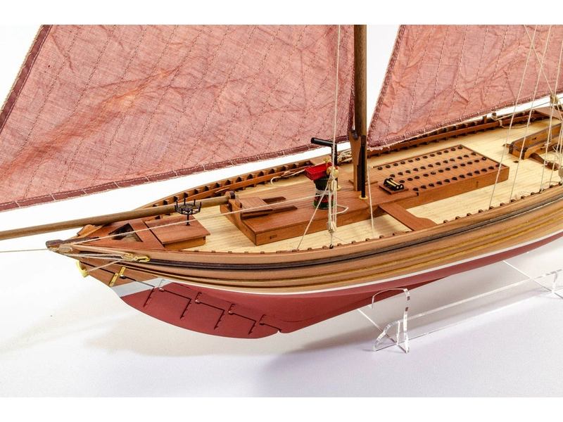 Vanguard Models Lady Isabella 1:64