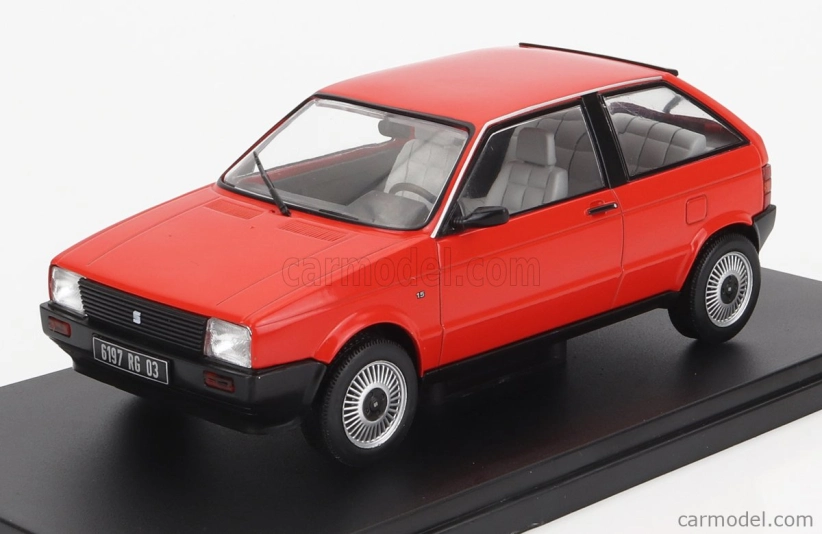 Edicola Seat Ibiza 1984 1:24 červená