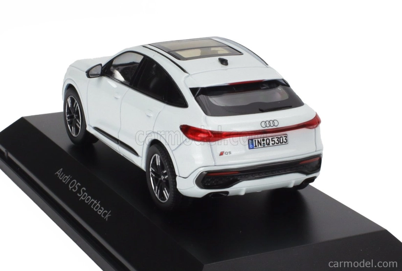 Norev Audi Q5 Sportback 2025 1:43 Biela