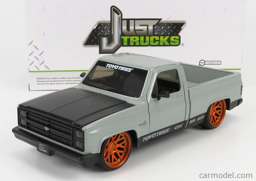 Jada Chevrolet C-10 Pick-up Toyo Tires 1985 1:24 Matná Šedá Černá