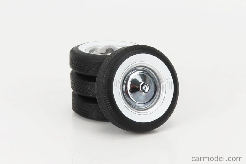 Sada príslušenstva 4x disky kolies a ráfiky pre Fiat 500 1968 1:12 Black White Chrome
