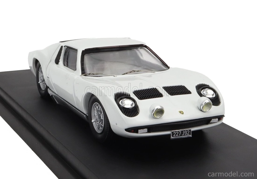 Rio-models Lamborghini Miura P400 1967 - Osobné auto Johnny Hallyday 1:43 Biela
