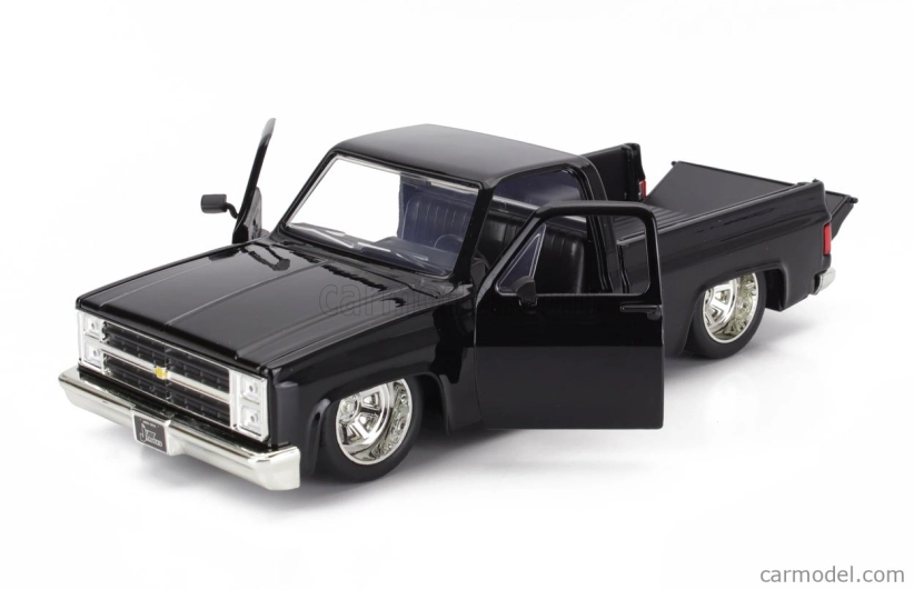 Jada Chevrolet C-10 Pick-up Custom 1985 1:24 Black