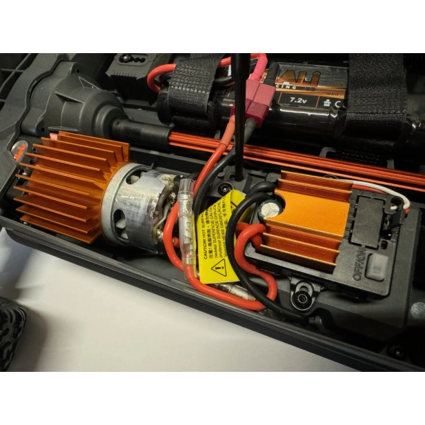 RC auto Z-10 Competition Truggy BR brushed