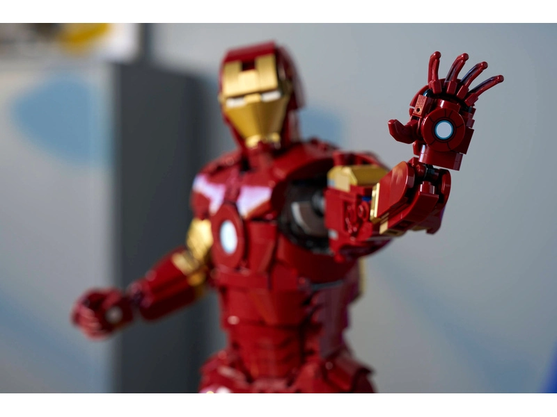 LEGO Marvel - Iron Man Mark 3: zberateľská edícia