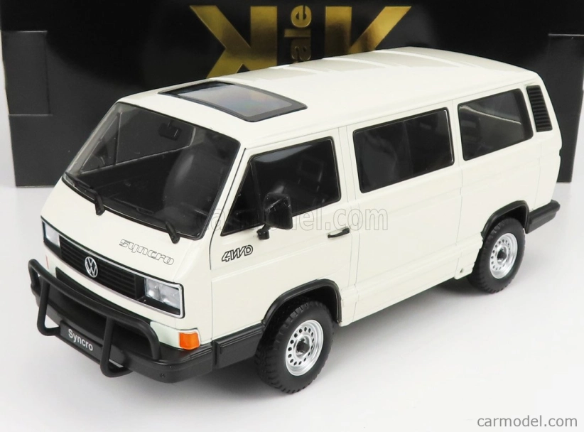 Volkswagen T3 Minibus Syncro 1987 v mierke 1:18 biely