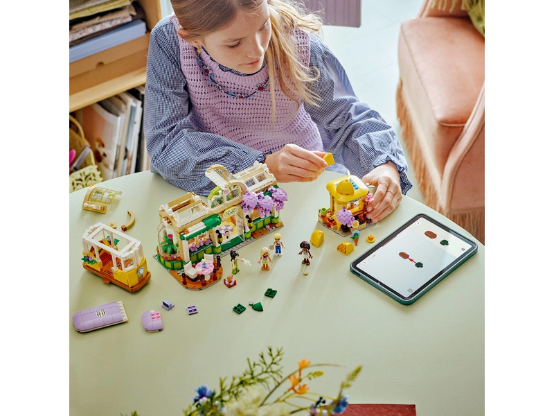 LEGO Friends - kaviareň plná rastlín a kvetinárstvo