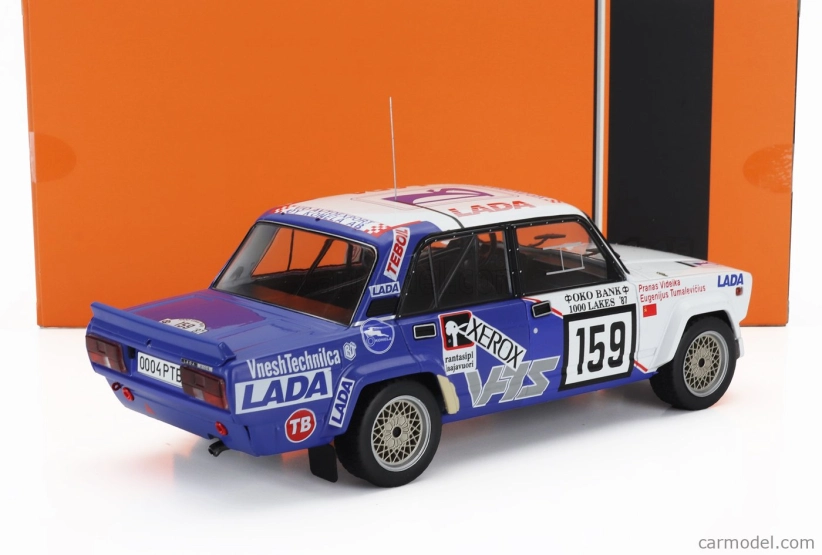 Ixo-models Lada fiat 2105 Vfts N 159 Rally 1000 Lakes 1987 Eugenijus Tumalevicious - Pranas Videika 1:18 Bílá Modrá