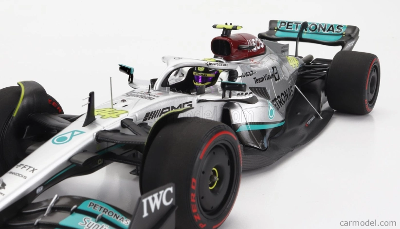 Minichamps Mercedes gp F1 W13e Mercedes-amg Petronas F1 N 44 1:18, stříbrná