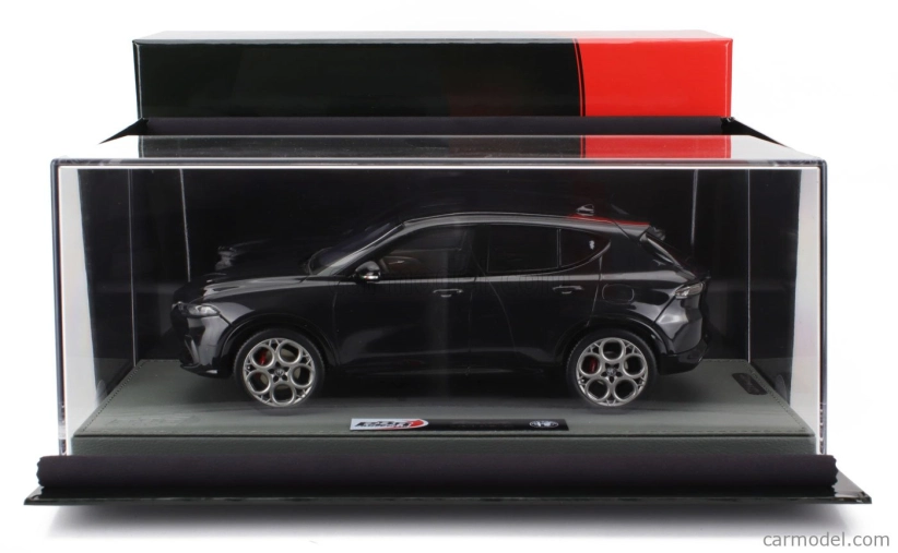 Bbr-models Alfa romeo Tonale Veloce Plug-in Hybrid 2023 - Con Vetrina - S vitrínou 1:18 Nero Alfa - Black
