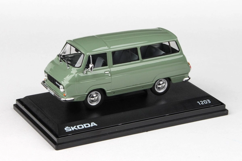 Abrex Škoda 1203 (1974) 1:43 – zelená pastelová