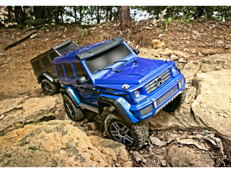 RC auto Traxxas TRX-4 Mercedes G500 1:10 s LED osvětlením TQi, černá