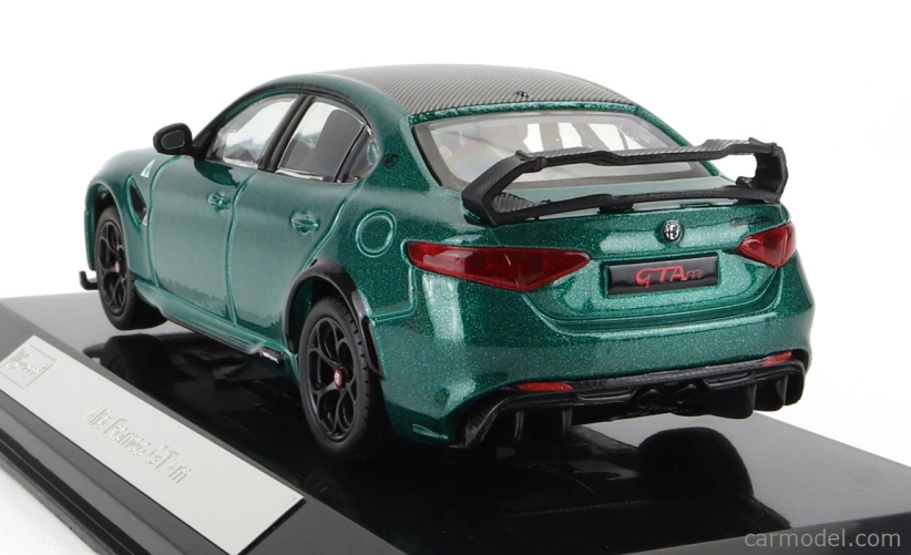 Bburago Alfa romeo Giulia Gtam 2020 1:43, zelená