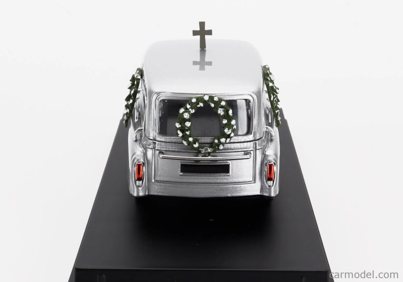Rio-models Mercedes Benz 300d Hearse - Carro Funebre - Pohrebné auto 1960 1:43 Strieborná