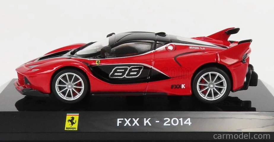Edicola Ferrari Fxx-k N 88 2014 - Con Vetrina - S vitrínou 1:43 červená čierna