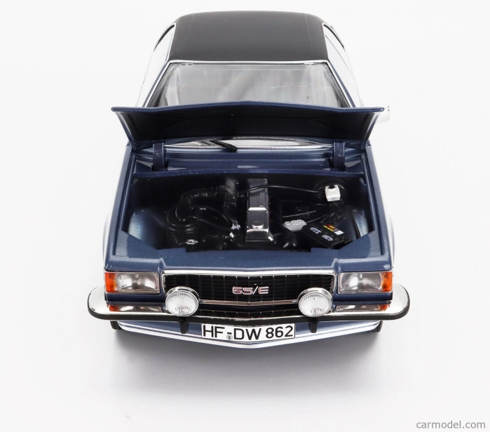 Touring modelcars Opel Commodore B Gs/e Coupe 1975 1:18 Svetlomodrá s čiernou