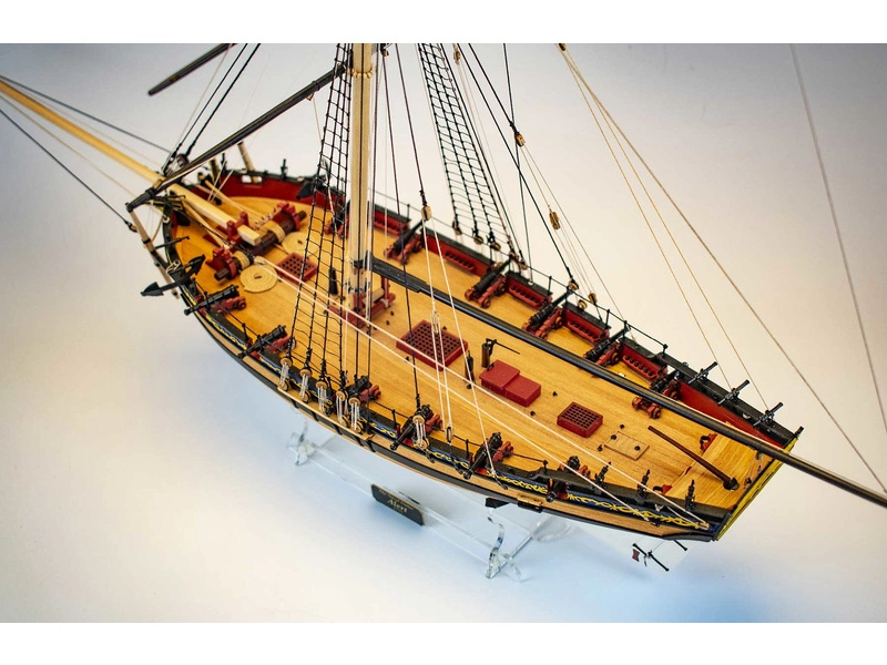 Vanguard Models H.M. Cutter Alert 1777 1:64