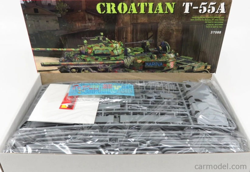 Miniart Tank T55a Chorvátsky tank 1:35 /