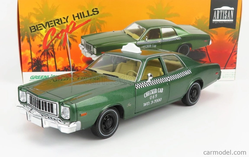 Greenlight Plymouth Fury Checker Taxi 1976 - Beverly Hills Cop 1:18 Green Met