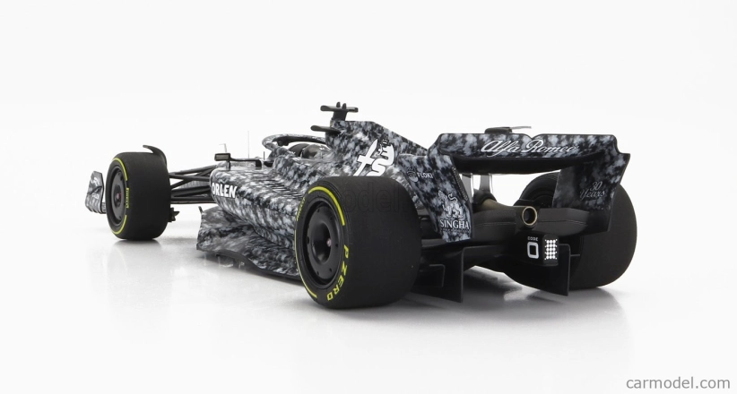 Minichamps Alfa romeo F1 C42 Team Orlen Racing N 24 Test Barcelona 2022 Guanyu Zhou 1:18 Camouflage