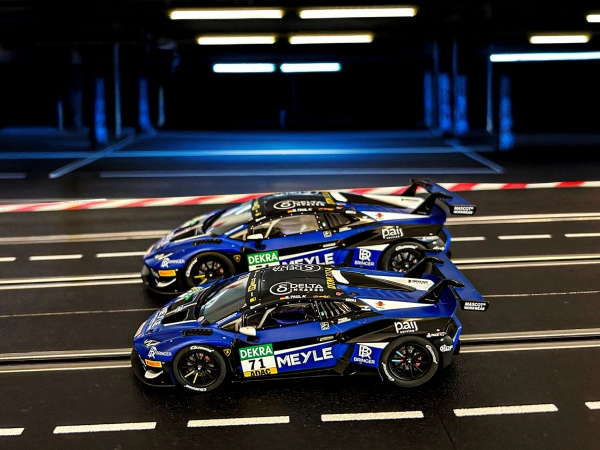 Carrera EVO - 27815 Lamborghini Huracán GT3