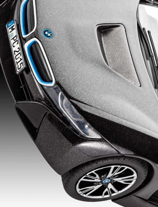 Revell BMW i8 1:24