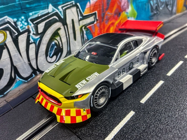 Auto Carrera D132 - 32066 Ford Mustang GTY | RCprofi.cz