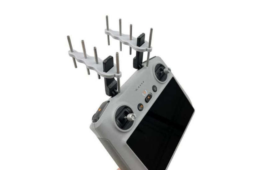 Zosilňovač signálu 2,4 GHz Ya-gi pre DJI RC 2
