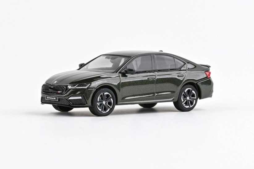Abrex Škoda Octavia IV RS (2020) 1:43 - Zelená Khaki Metalíza