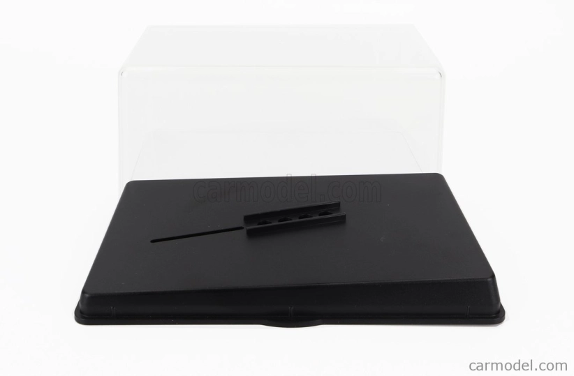 Vetrina display box Vetrina display box Box For 1/32 - 1/36 - 1/38 - 1/40 - Lungh.length Cm 18 X Largh.width Cm 10.5 X Alt.height Cm 7.8 (altezza Interna Interior Height Cm 5 Back Cm 6 Front) 1:36 Plastový Displej