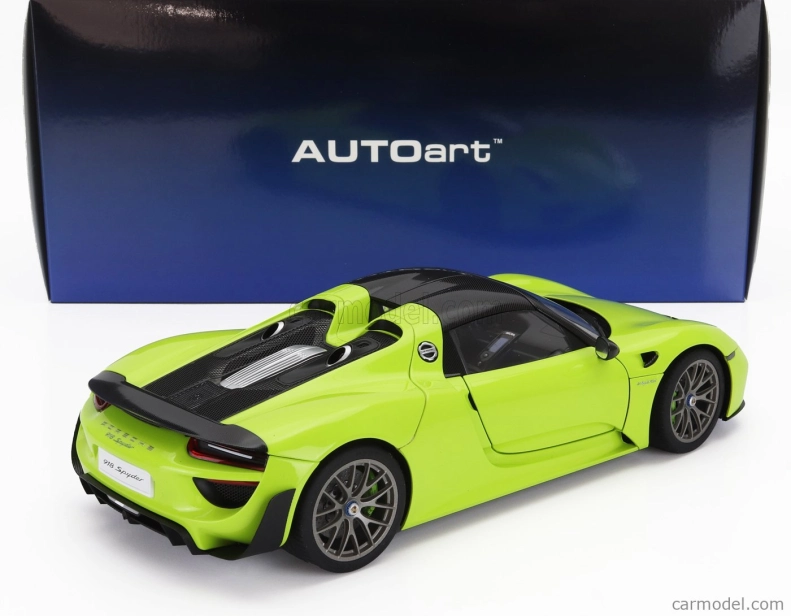 Autoart Porsche 918 Spyder Weissach Package 2013 1:18 Acide Green
