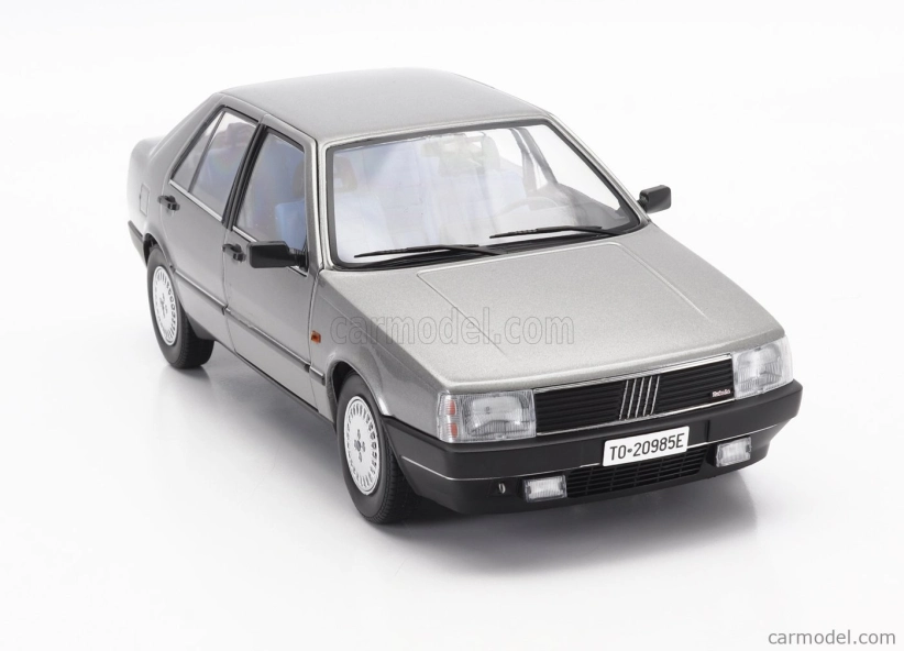 Mitica-diecast Fiat Croma 2.0 Turbo Ie 1985 1:18 Polární Šedá Met 683