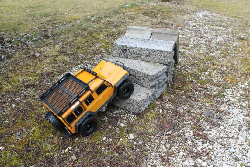 RC auto DF-4J Crawler XXL, oranžová
