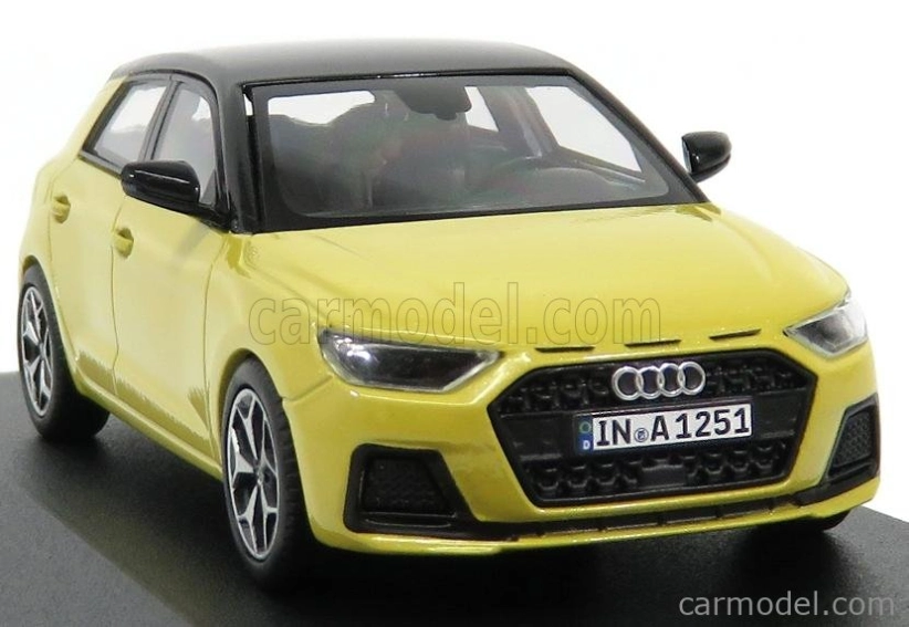 Audi A1 Sportback 2018 v mierke 1:43 Fyton Yellow - čierna