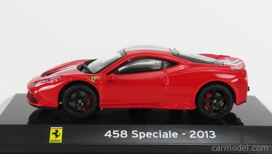 Edicola Ferrari 458 Speciale 2013 - Con Vetrina - With Showcase 1:43 Red