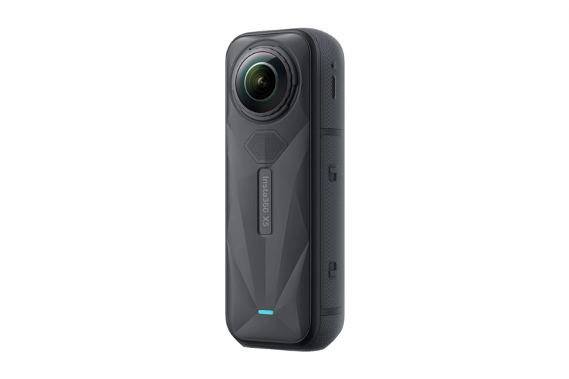 Insta360 X5