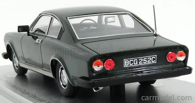 Kess-model Bentley T1 Pininfarina Coupe Speciale 1968 1:43 Britská Závodní Zelená