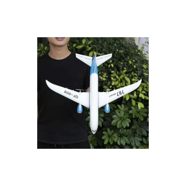 RC lietadlo Boeing 787