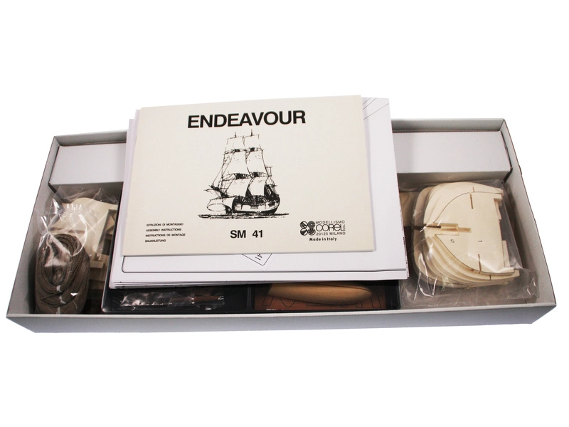 COREL Endeavour 1768 1:60 kit
