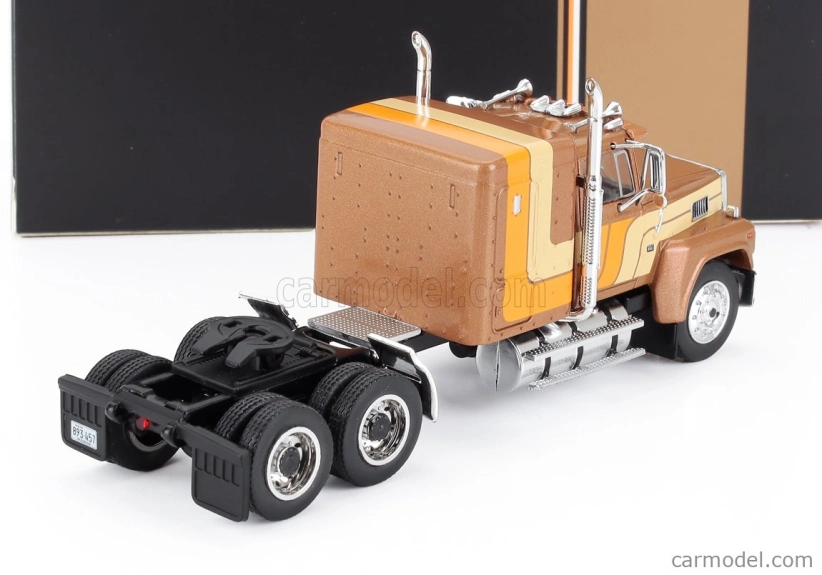 Ixo-models Ford usa Ltl 900 Tractor Truck 3-axis 1978 1:64 Brown Met