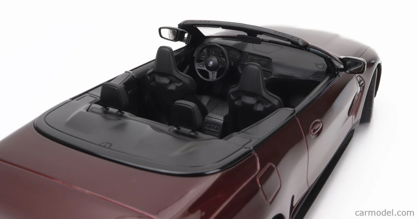 Minichamps BMW radu 4 M4 (g83) Cabriolet 2020 1:18 červená met.