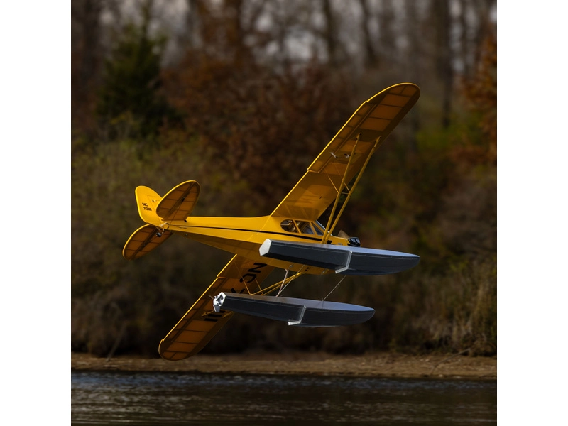 RC letadlo Hangar 9 J-3 Cub 2.1m 10cc ARF