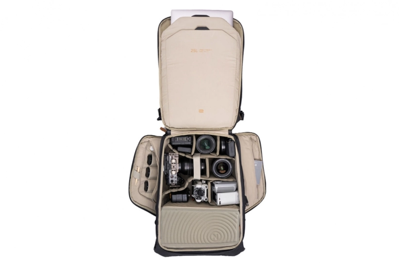 PGYTECH - Fotobatoh 20L (matná čierna)