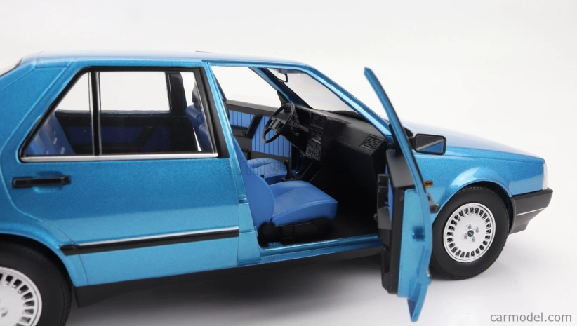 Mitica-diecast Fiat Croma 2.0 Turbo Ie 1985 1:18 Blue Dry 432