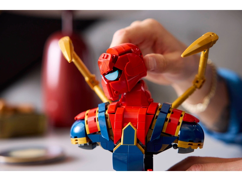 LEGO Marvel - Busta železného Spider-Mana