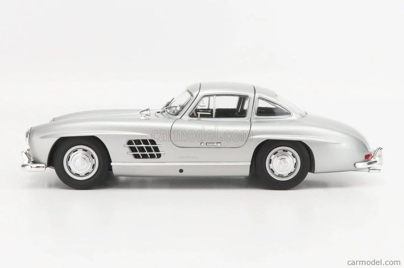 Minichamps Mercedes benz 300sl Coupe Gullwing (w198) 1955 1:18 Silver
