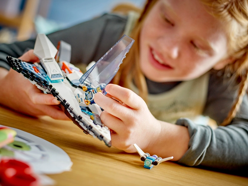 LEGO City - Medzihviezdna vesmírna loď