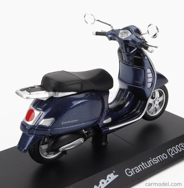Edicola Piaggio Vespa 200 Granturismo 2003 1:18 Modrá